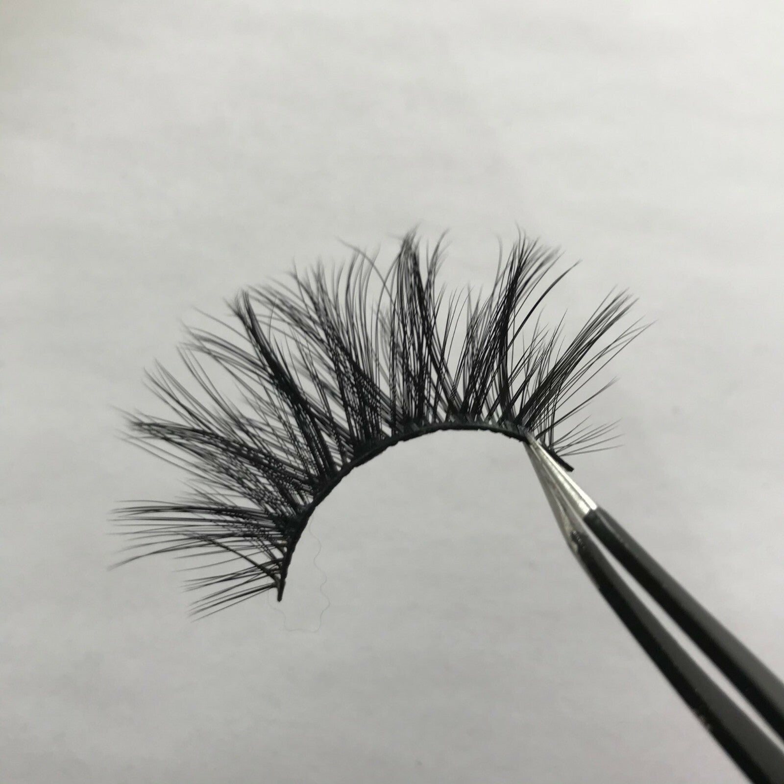 3D Silk Hair Handmade Thick Long Fluffy Cross False Eyelashes Reuse 20 Times